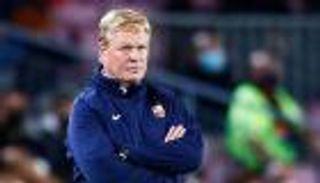 كم مرة تعرض كومان للإقالة قبل موقعة أتلتيكو مدريد ضد برشلونة؟