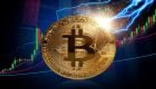 أسعار العملات الرقمية اليوم.. بيتكوين تحلق بدعم المركزي الأمريكي