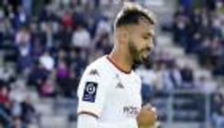 مغازلا بلماضي.. بولحية يضحي من أجل منتخب الجزائر