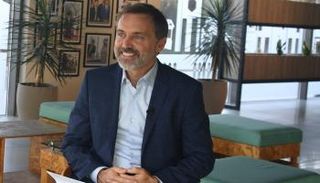 كريم الجسر المدير التنفيذي للاستدامة الاجتماعية في 