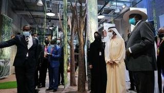 الشيخ محمد بن راشد آل مكتوم يزور جناح أوغندا