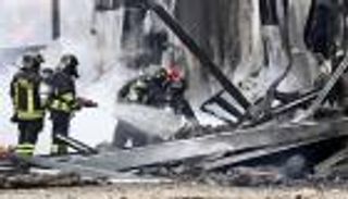 8 قتلى بينهم ملياردير روماني في تحطم طائرة بإيطاليا