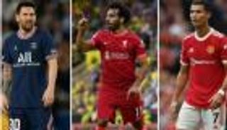 "أفضل من ميسي ورونالدو".. مهاجم ليفربول السابق يتغزل في صلاح