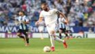 هداف الدوري الإسباني.. بنزيما يكتب التاريخ في ليلة سقوط ريال مدريد