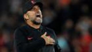 ليفربول ضد مانشستر سيتي.. كلوب يجمع بين الخمر ولقاح كورونا قبل القمة