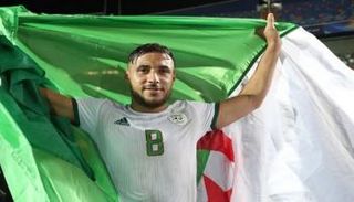 النجم يوسف بلايلي