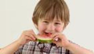 النظام الغذائي والصحة العقلية للأطفال.. دراسة تكشف روابط خفية