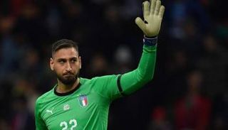 جيانلويجي دوناروما حارس مرمى منتخب إيطاليا