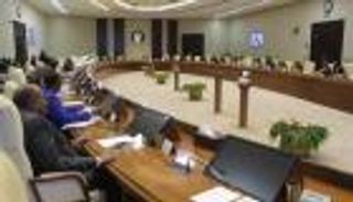 "إغلاق شرق السودان".. حمدوك يحذر ويدعو للحوار