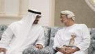 محمد بن زايد يؤكد تضامن الإمارات مع عُمان لمواجهة تداعيات "إعصار شاهين"
