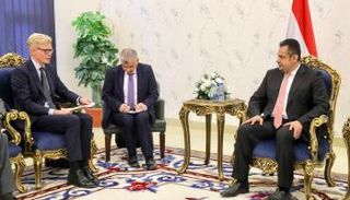 رئيس الحكومة اليمنية يستقبل المبعوث الأممي في عدن