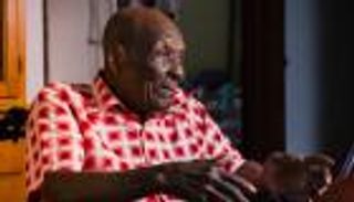 الموت يغيب جول تيوبالد.. أكبر معمر فرنسي