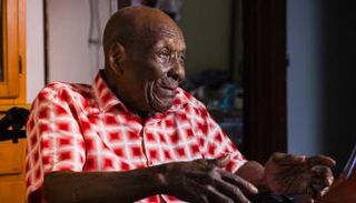 جول تيوبالد أكبر معمر فرنسي