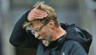 بسبب 7 ساعات.. واتفورد يزيد الخناق على ليفربول بعد التوقف الدولي