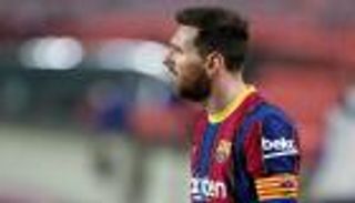 ليس ميسي.. قصة اللاعب الذي أرهق ميزانية برشلونة مرتين