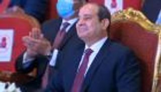 السيسي بذكرى حرب أكتوبر.. لمسات وفاء وحوار إنساني