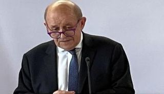 وزير خارجية فرنسا جان إيف لو دريان