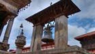 يشكو من أجراس تدق 564 مرة يوميا.. رد الجيران صادم