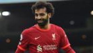 بالأرقام.. تفاصيل أرباح محمد صلاح من "السوشيال ميديا"