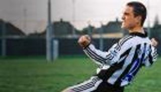 بعد الاستحواذ السعودي.. نبوءة سينمائية تلاحق نيوكاسل يونايتد