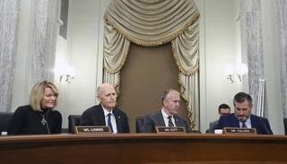 لجنة الإستماع لشهادة 