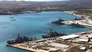 القاعدة العسكرية الأمريكية في جزيرة جوام 