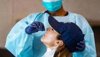 فحص كورونا في الإمارات