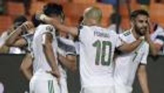 تصفيات كأس العالم.. ماذا دار بين محرز وفيغولي أمام النيجر؟