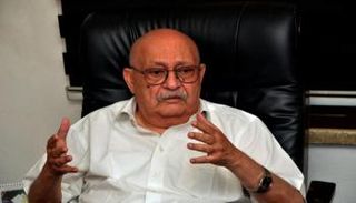  نبيل أديب رئيس لجنة تحقيق فض اعتصام القيادة العامة بالسودان