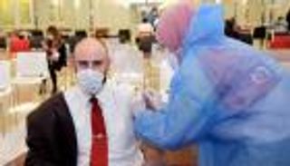 الإمارات تقدم 25314 جرعة جديدة من لقاح كورونا