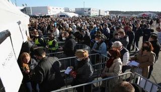 تسلا تفتح مصنعها للجمهور في أجواء احتفالية في برلين