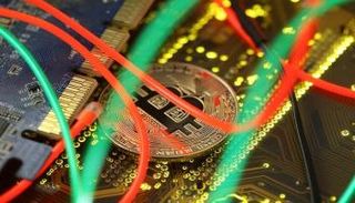 تعدين بيتكوين يستنزف كهرباء إيران