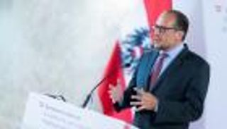 مستشار النمسا الجديد يؤدي اليمين.. من هو ألكسندر شالنبرج؟