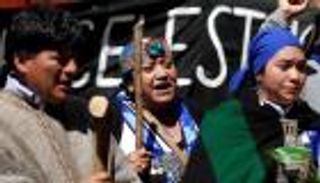  احتجاجات "المابوتشي" بتشيلي.. قتيلة و17 مصابا