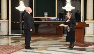  الرئيس التونسي ورئيسة الوزراء الجديدة