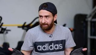 الفنان نضال الشافعي يسترد عافيته 