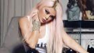 ملكة جمال روسيا تتغزل في هيفاء وهبي: جميلة من الخارج والداخل