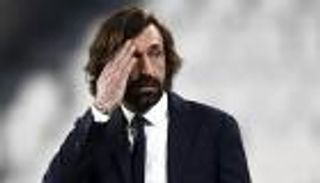 بديل كومان؟.. وكيل بيرلو يطرق أبواب برشلونة