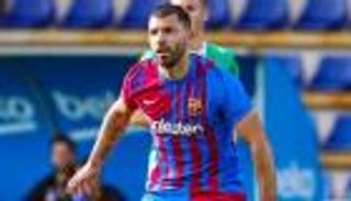 بعد 135 يوما.. هدف ودي يخلد ظهور أجويرو الأول مع برشلونة