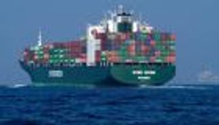 إيرادات قياسية.. قناة السويس تحقق 4.9 مليار دولار خلال 10 أشهر