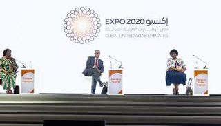 جلسة تناولت فرص وتحديات الاستثمار في القارة السمراء