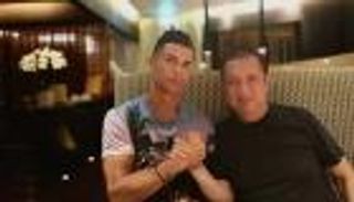 كريستيانو رونالدو ينافس نتفليكس وشاهد.. ما علاقة نادي فالنسيا؟