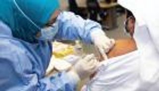 الإمارات تقدم 35 ألف جرعة جديدة من لقاح كورونا