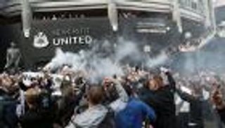 من هو اللاعب الجزائري المرشح لاقتحام مشروع نيوكاسل الجديد؟