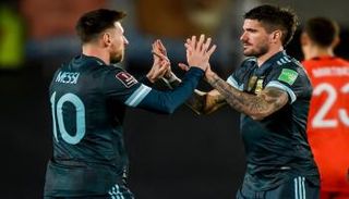 منتخب الأرجنتين ضد بيرو