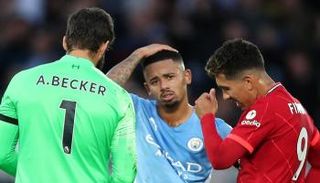 لاعبو أمريكا الجنوبية في الدوري الإنجليزي