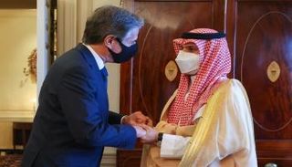 الأمير فيصل بن فرحان وأنتوني بلينكن