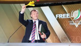 النائب الراحل أميس في مؤتمر سابق