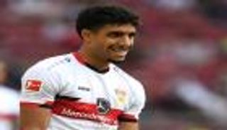 الأفضل في أكتوبر؟.. عمر مرموش يواصل التوهج في الدوري الألماني