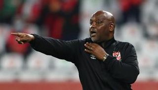 بيتسو موسيماني مدرب الأهلي المصري